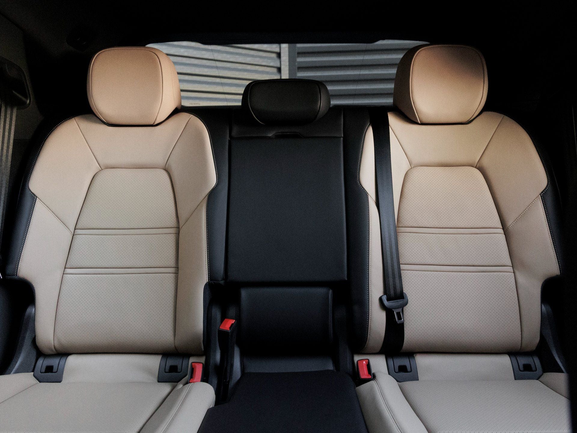 2025 Porsche Cayenne Coupe S