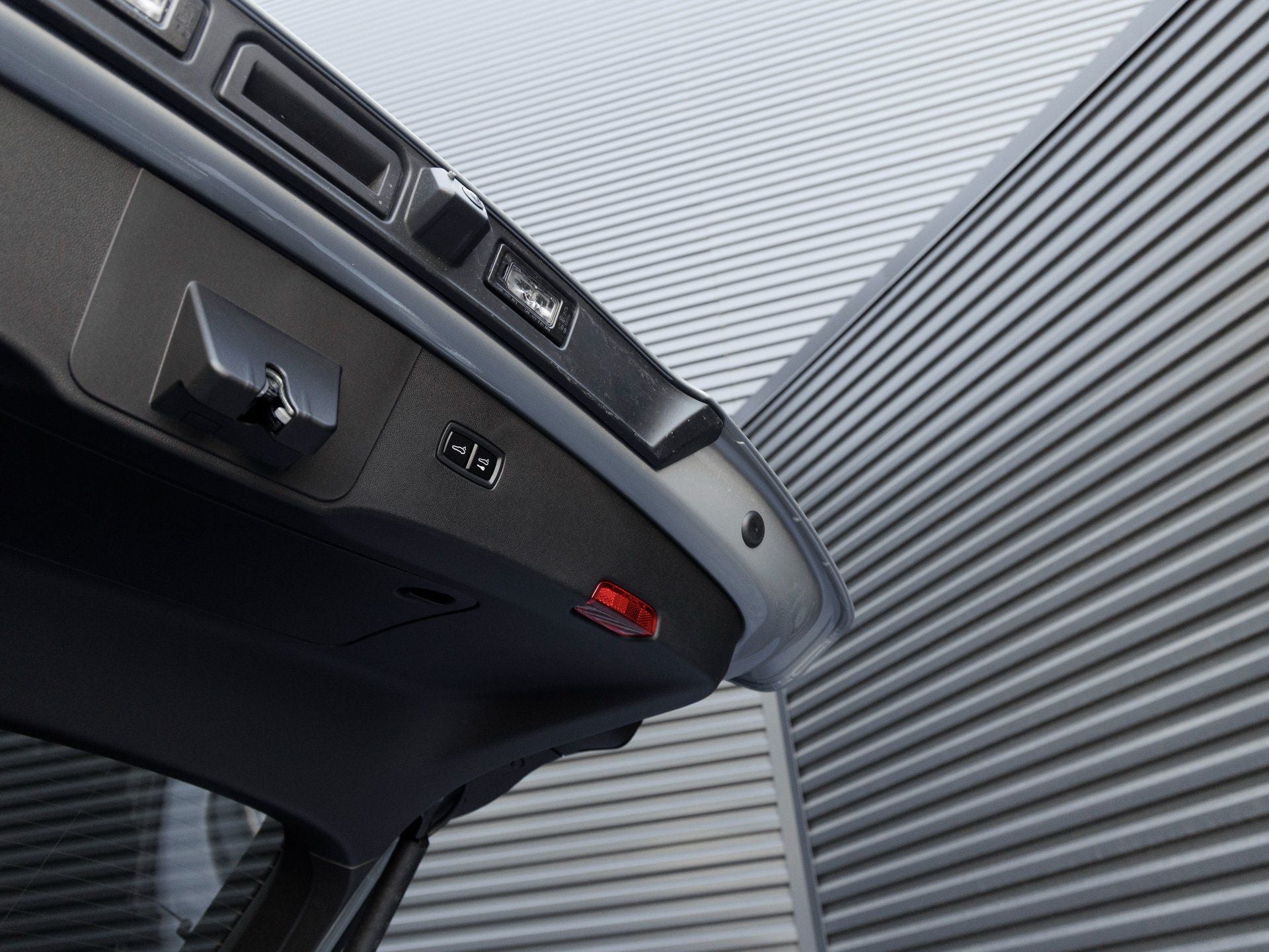 2025 Porsche Cayenne Coupe S