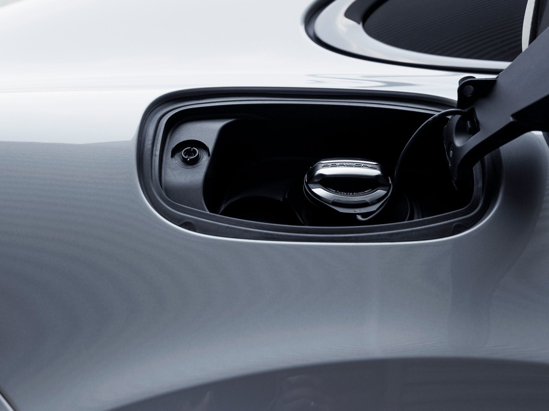 2025 Porsche Cayenne Coupe S