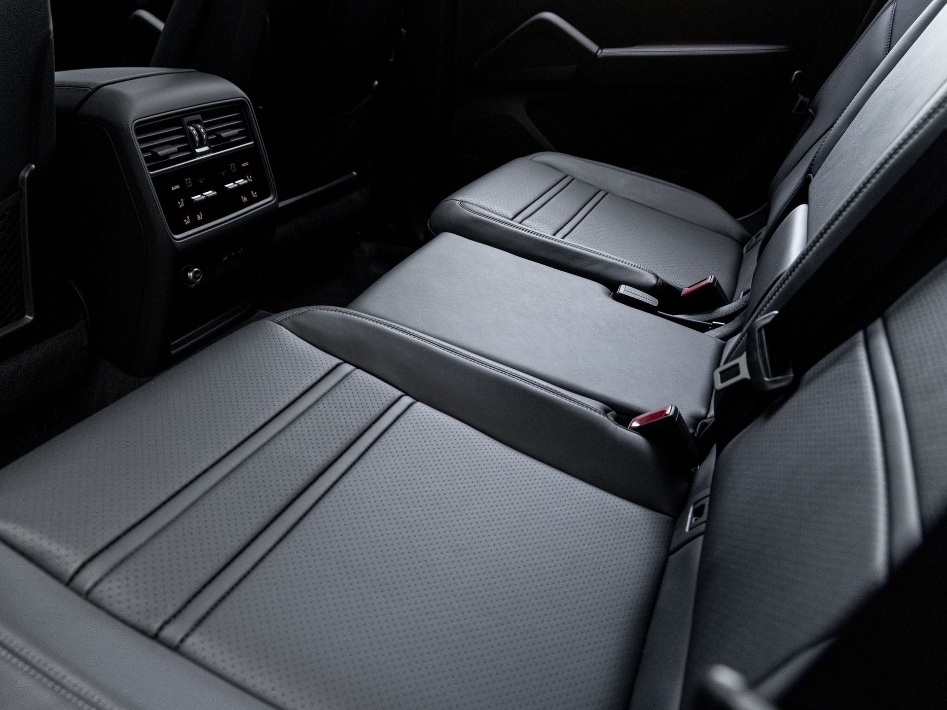 2026 Porsche Cayenne Cayenne S Coupe