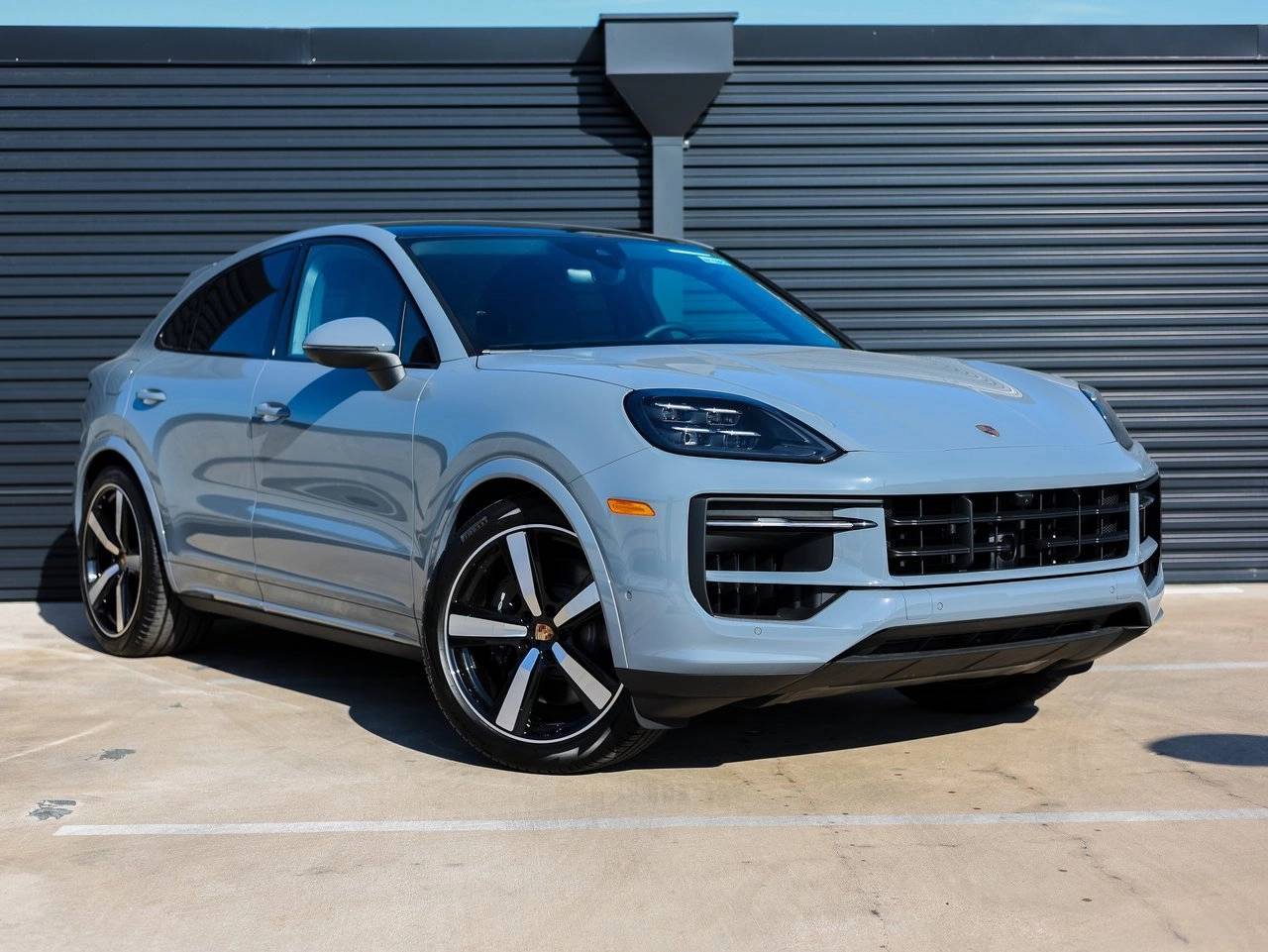 2025 Porsche Cayenne Cayenne S Coupe