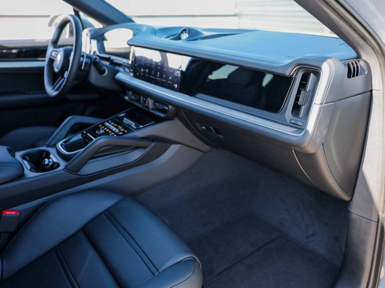 2025 Porsche Cayenne Cayenne S Coupe