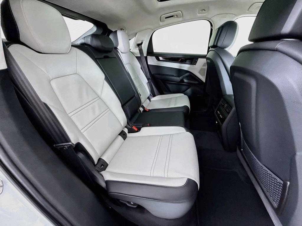 2026 Porsche Cayenne Cayenne S Coupe