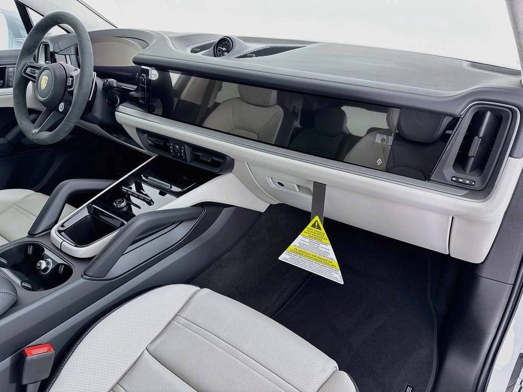 2026 Porsche Cayenne Cayenne S Coupe