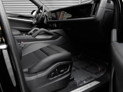2026 Porsche Cayenne Cayenne S Coupe