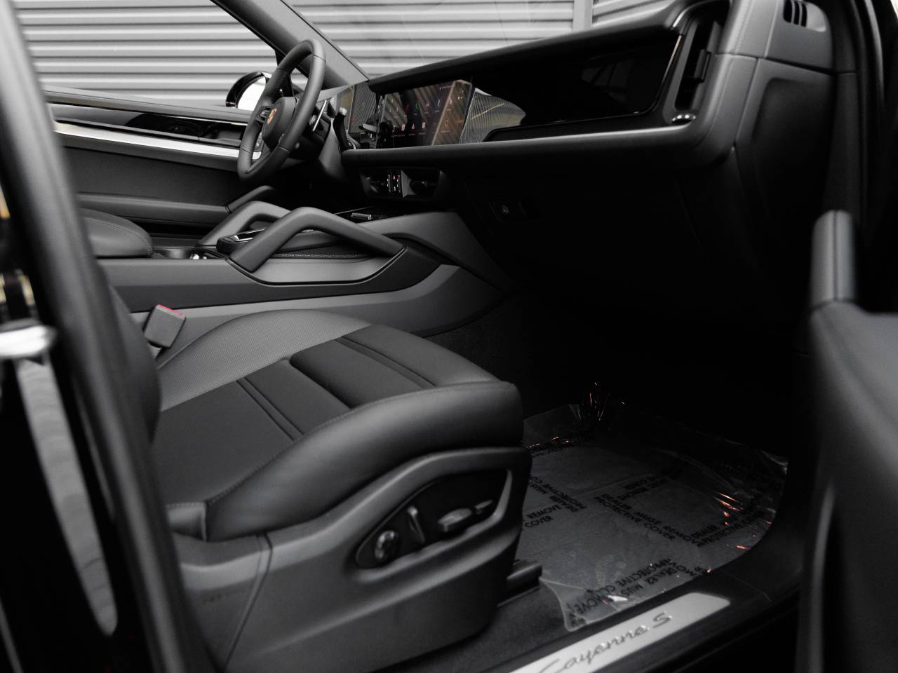 2026 Porsche Cayenne Cayenne S Coupe
