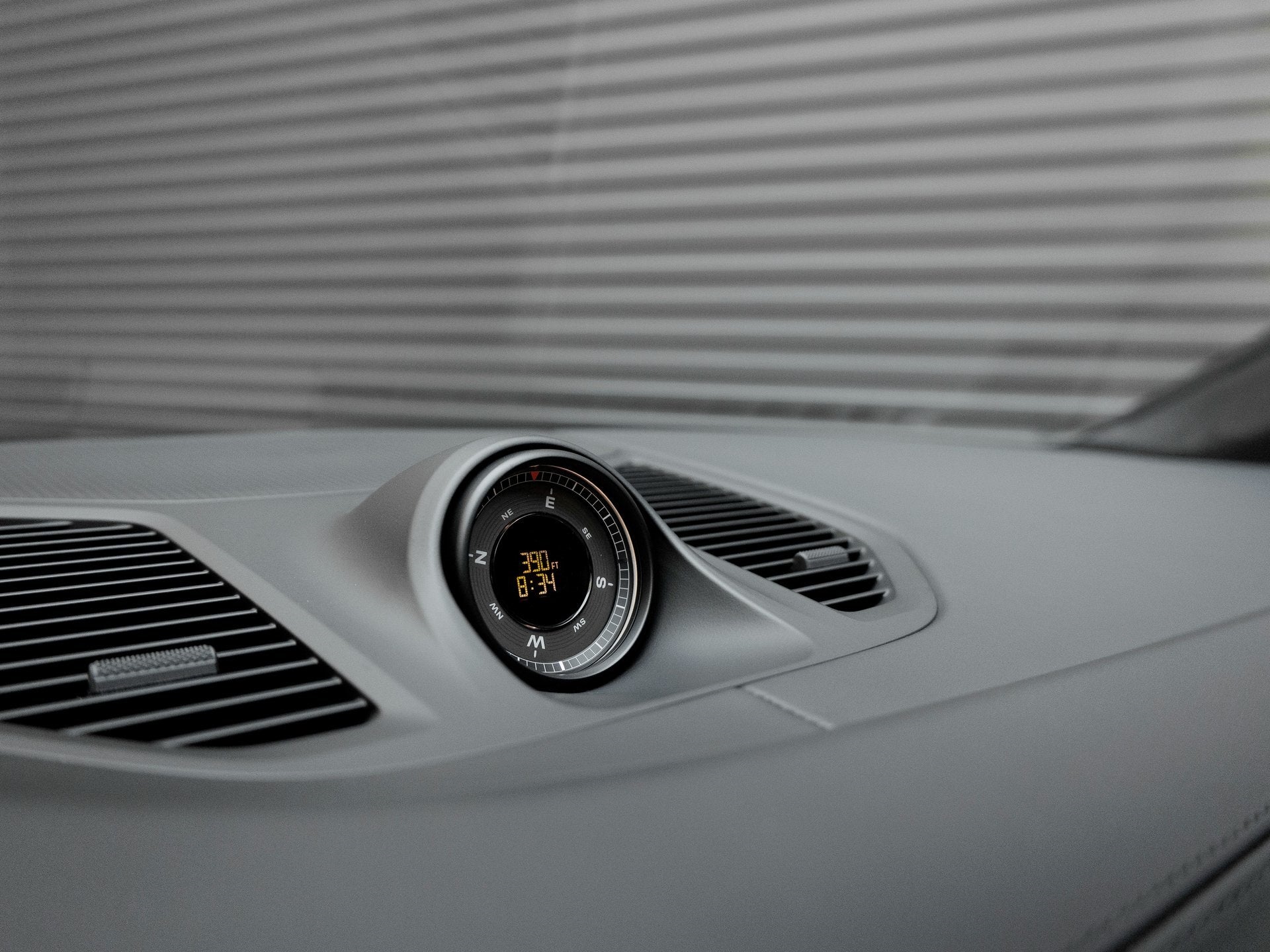 2025 Porsche Cayenne Cayenne Turbo E-Hybrid Coupe