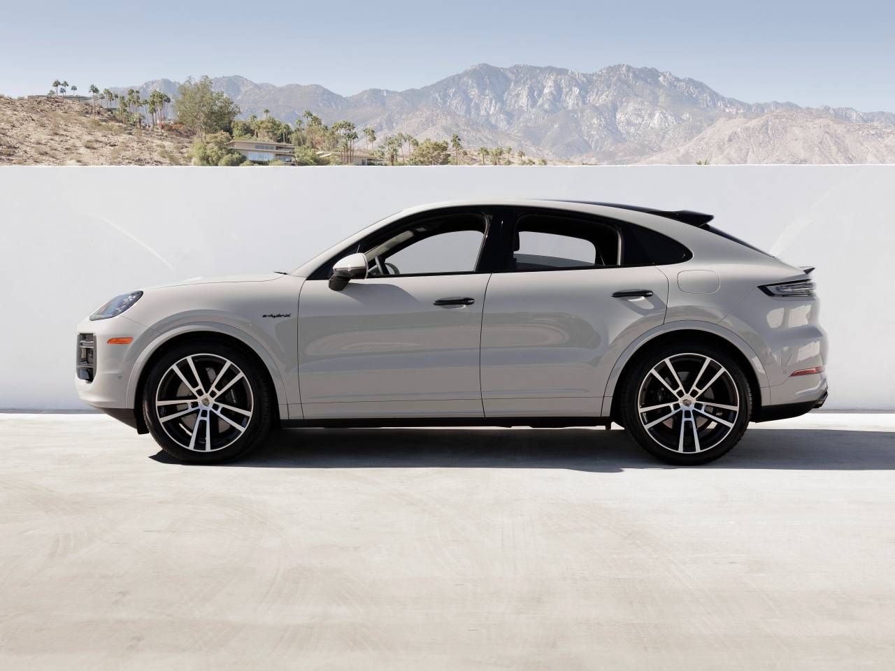 2025 Porsche Cayenne Cayenne Turbo E-Hybrid Coupe