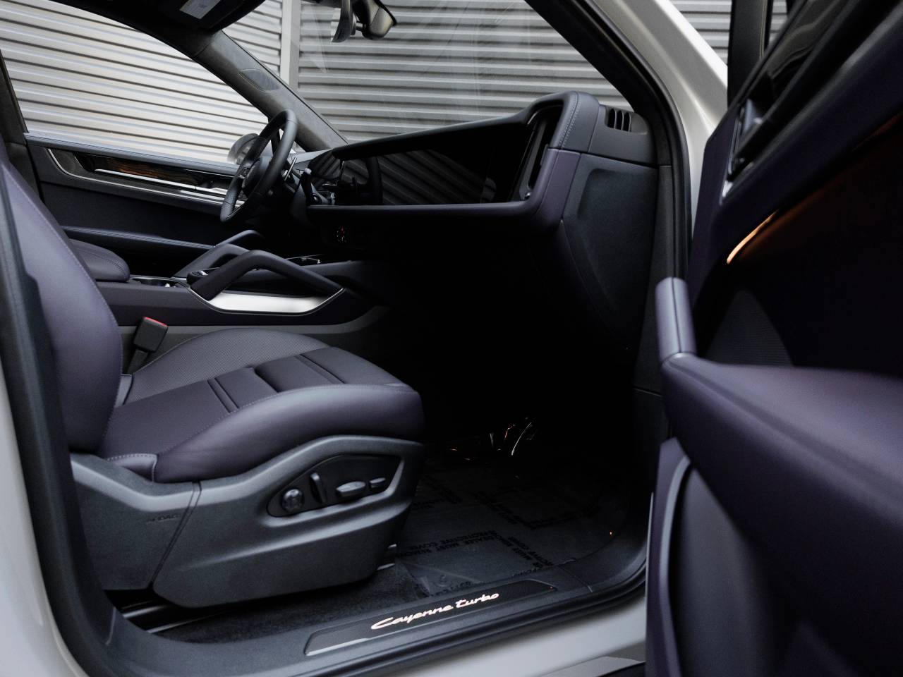 2025 Porsche Cayenne Cayenne Turbo E-Hybrid Coupe