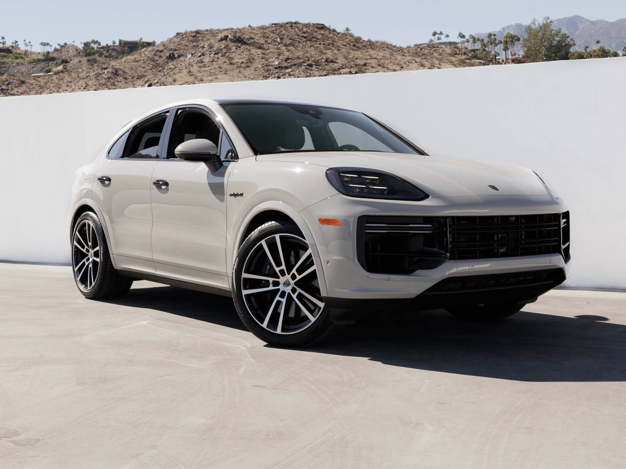2025 Porsche Cayenne Cayenne Turbo E-Hybrid Coupe