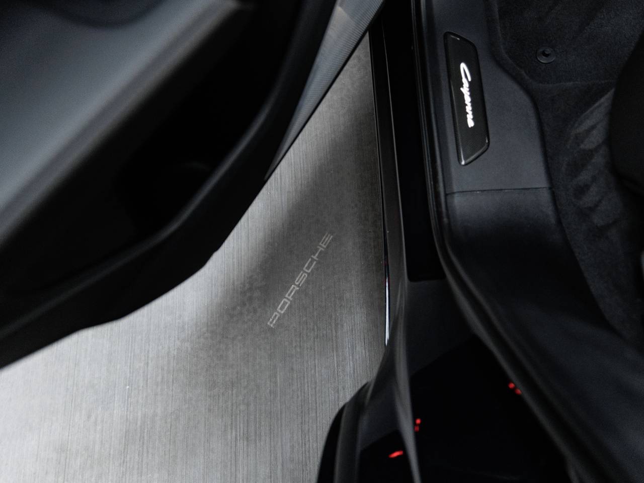 2025 Porsche Cayenne Cayenne Turbo E-Hybrid Coupe