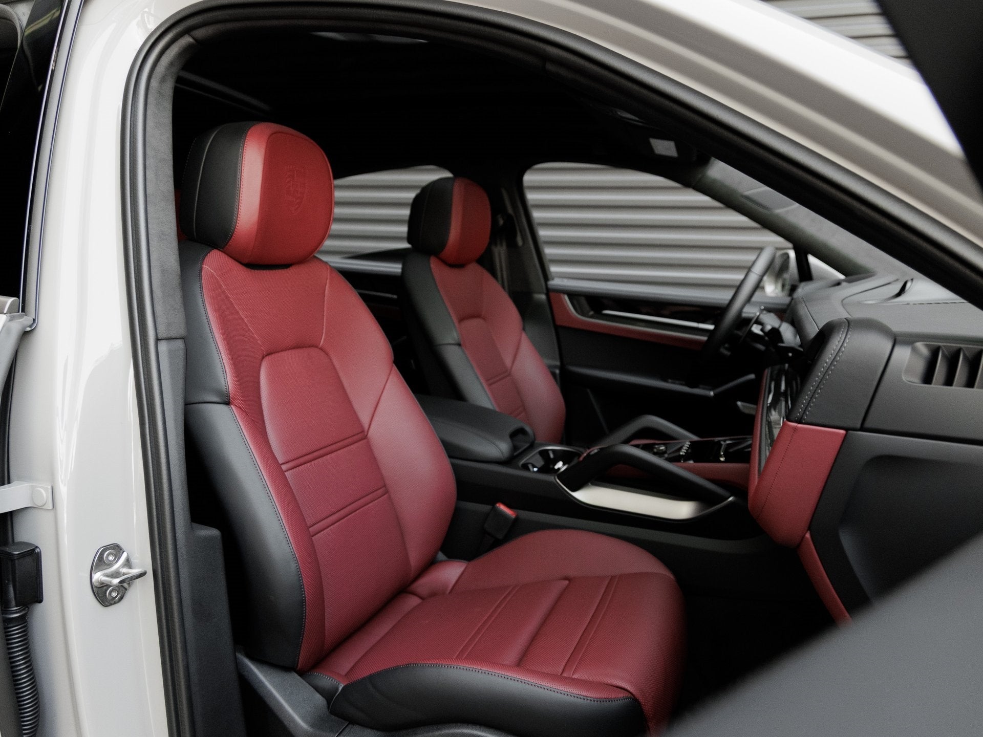 2025 Porsche Cayenne Cayenne Turbo E-Hybrid Coupe