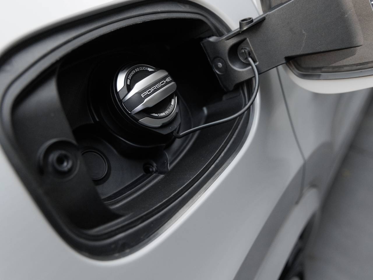 2025 Porsche Cayenne Cayenne Turbo E-Hybrid Coupe