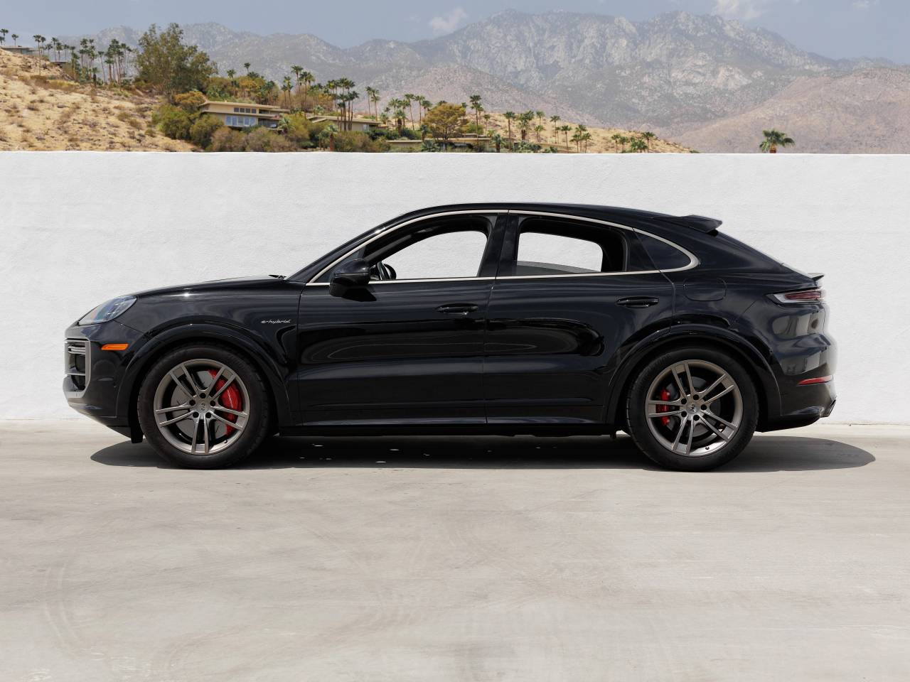 2025 Porsche Cayenne Cayenne Turbo E-Hybrid Coupe