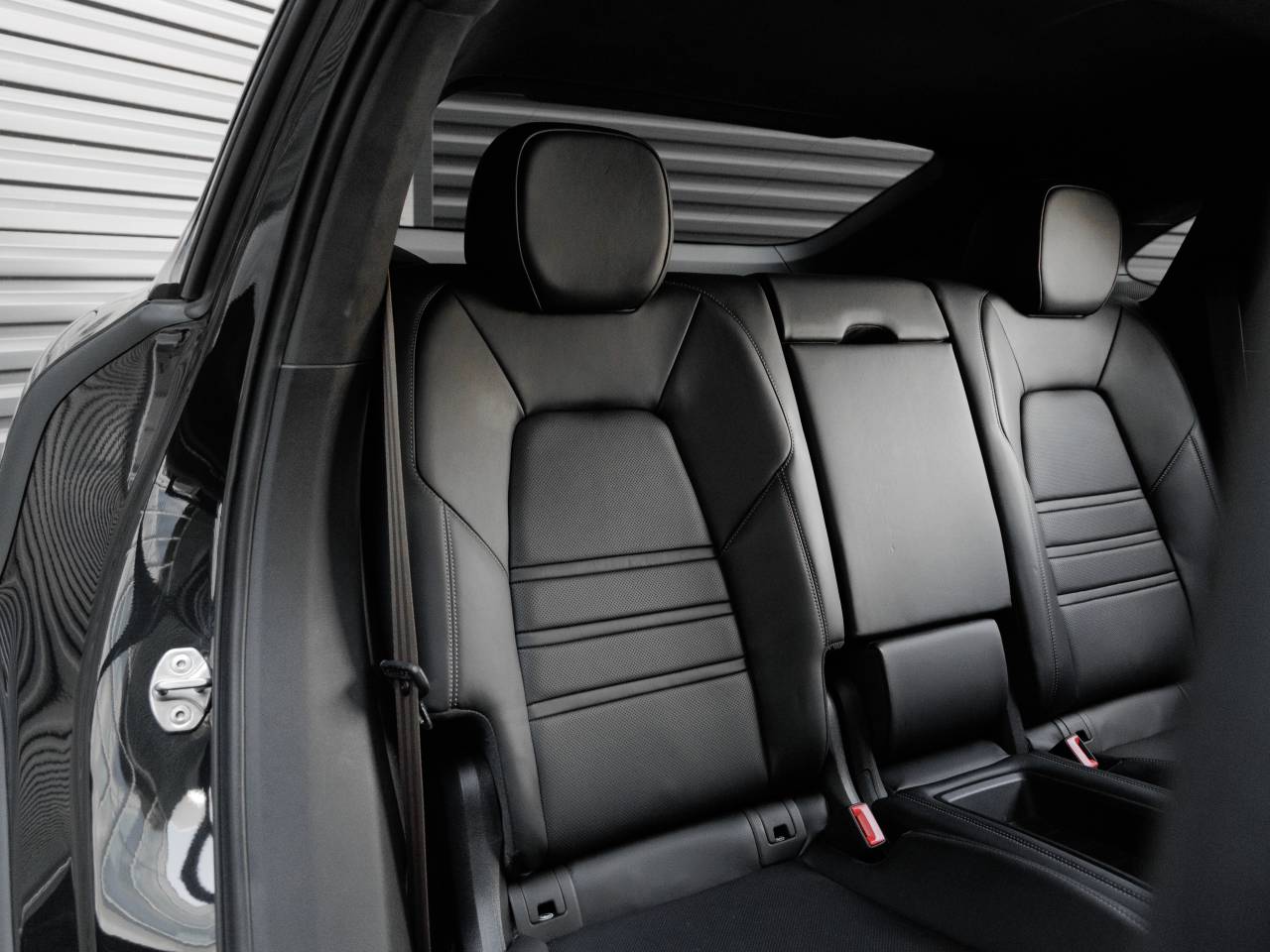2025 Porsche Cayenne Cayenne Turbo E-Hybrid Coupe
