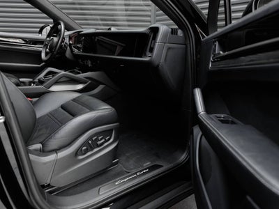 2025 Porsche Cayenne Cayenne Turbo E-Hybrid Coupe