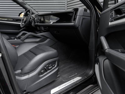 2025 Porsche Cayenne S E-Hybrid Coupe