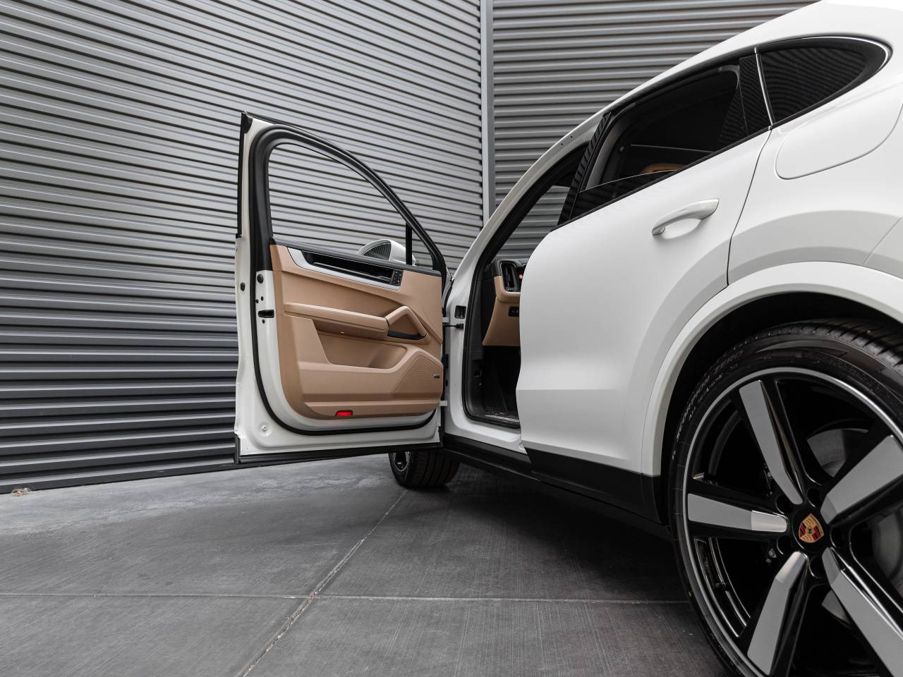 2026 Porsche Cayenne S E-Hybrid Coupe