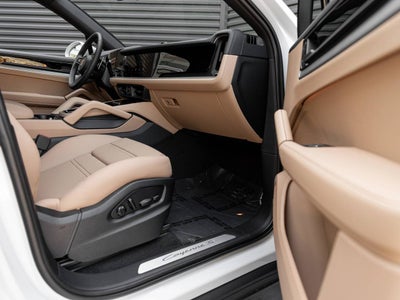 2026 Porsche Cayenne S E-Hybrid Coupe