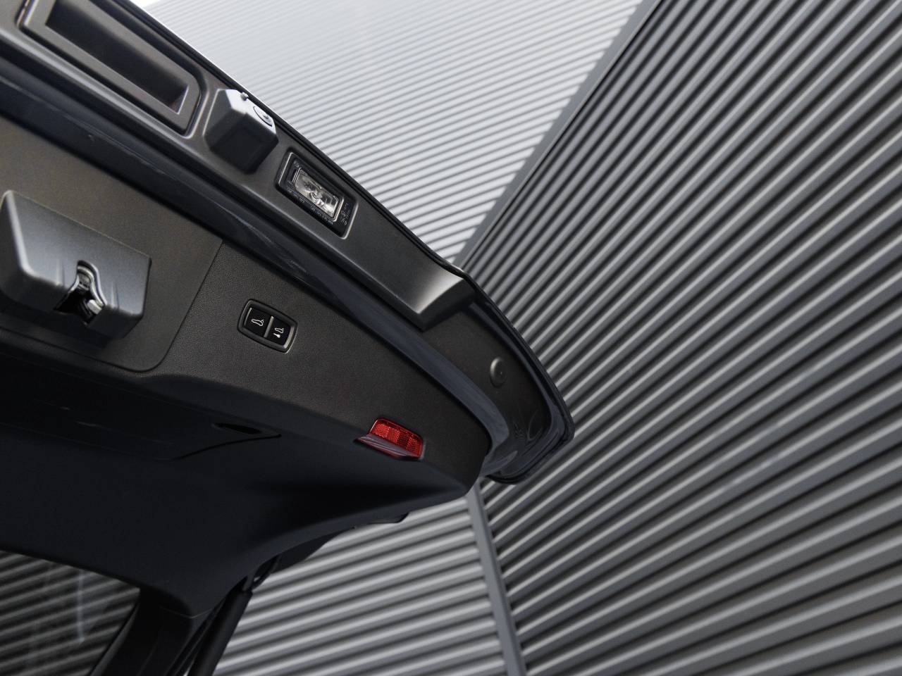 2025 Porsche Cayenne Cayenne S E-Hybrid Coupe
