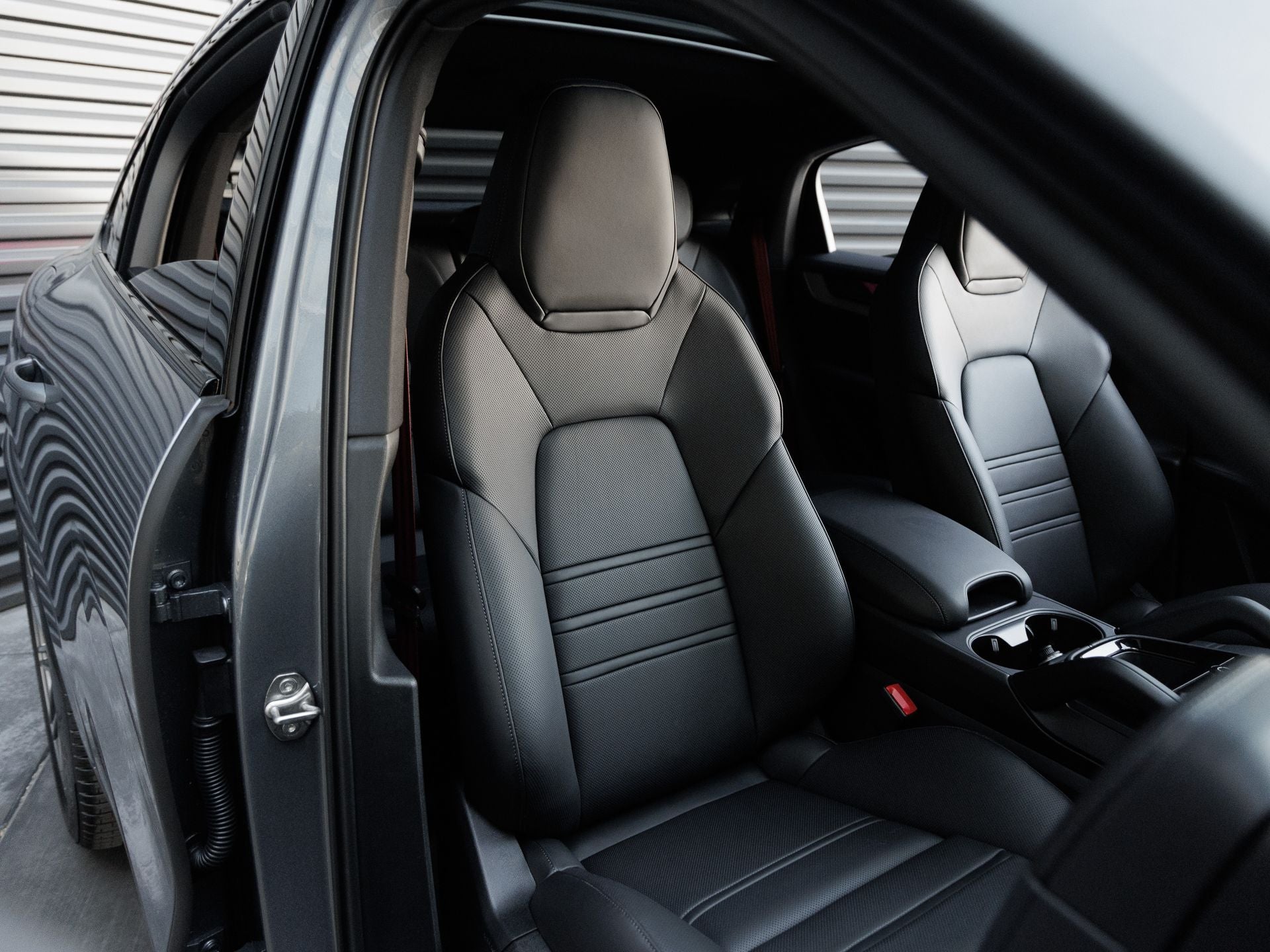2026 Porsche Cayenne Cayenne S E-Hybrid Coupe