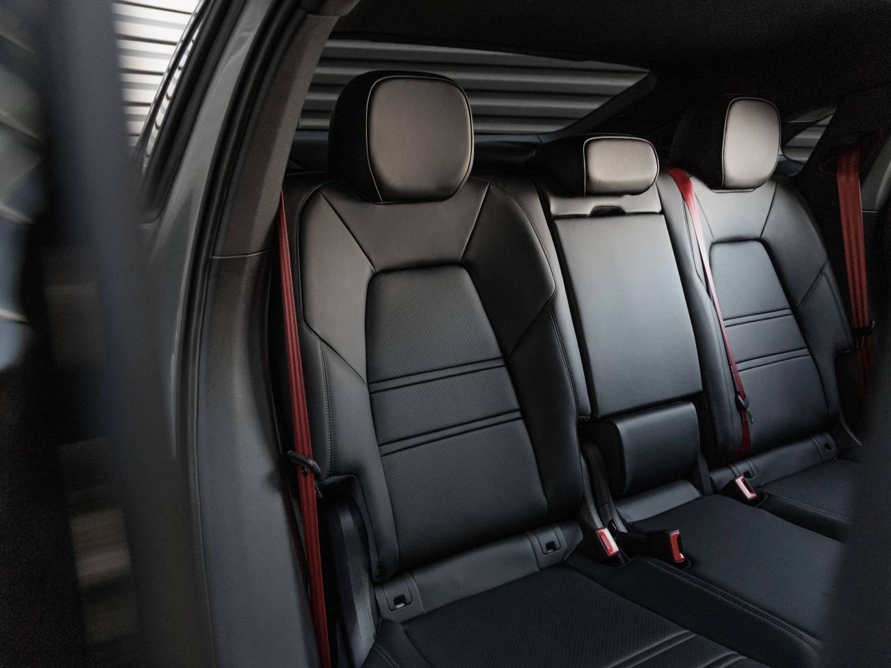2026 Porsche Cayenne Cayenne S E-Hybrid Coupe