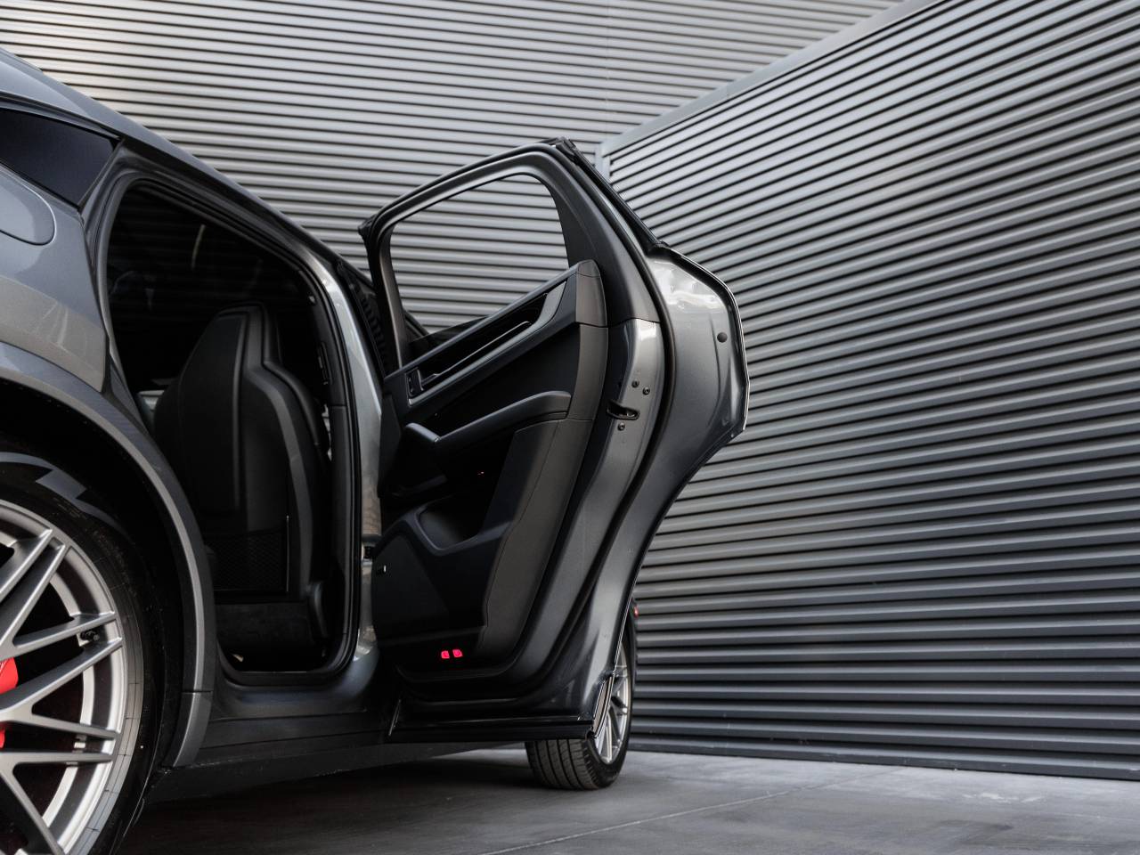 2026 Porsche Cayenne Cayenne S E-Hybrid Coupe
