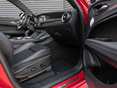 2022 Alfa Romeo Stelvio Quadrifoglio