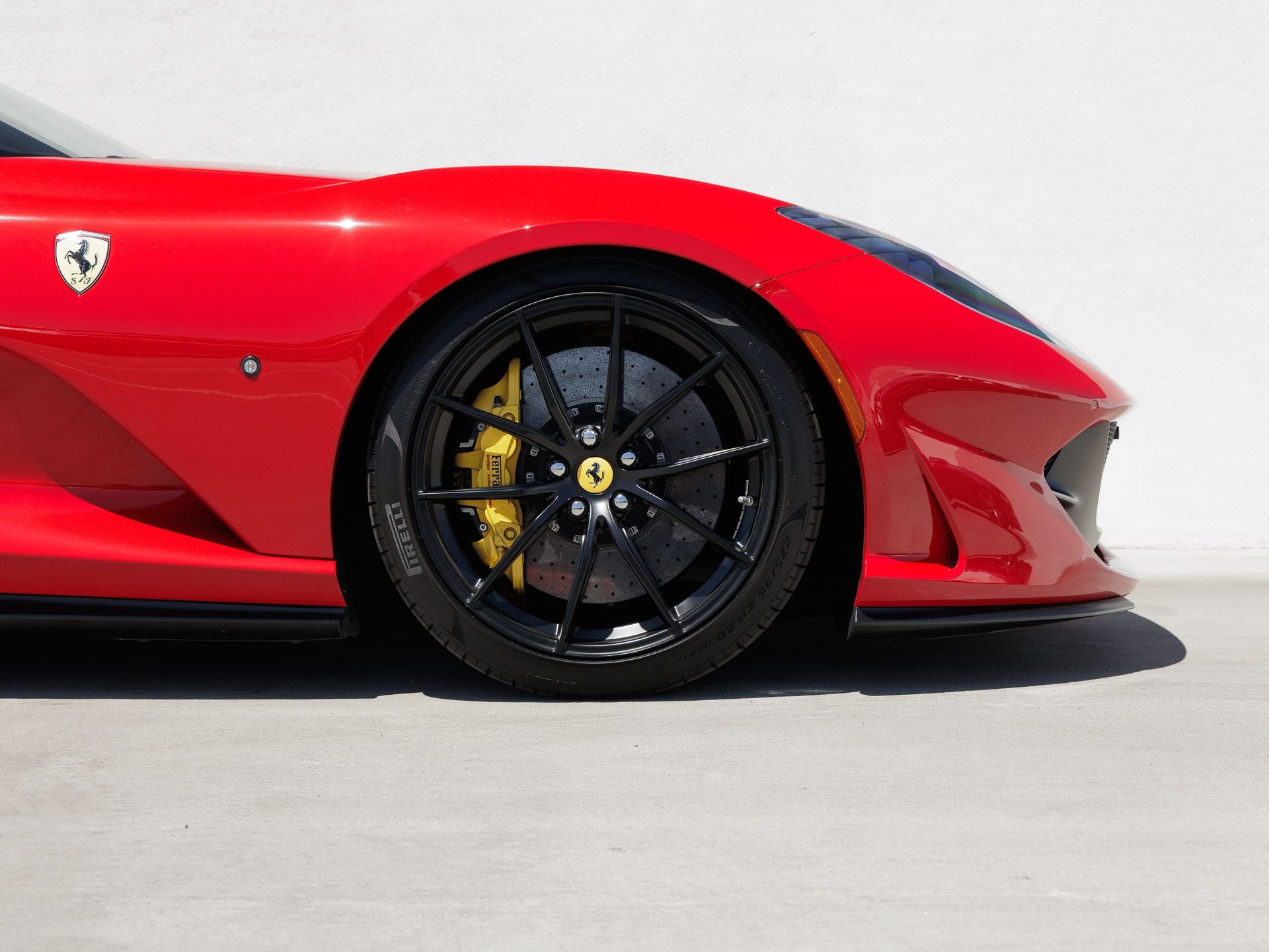 2019 Ferrari 812 Superfast Base