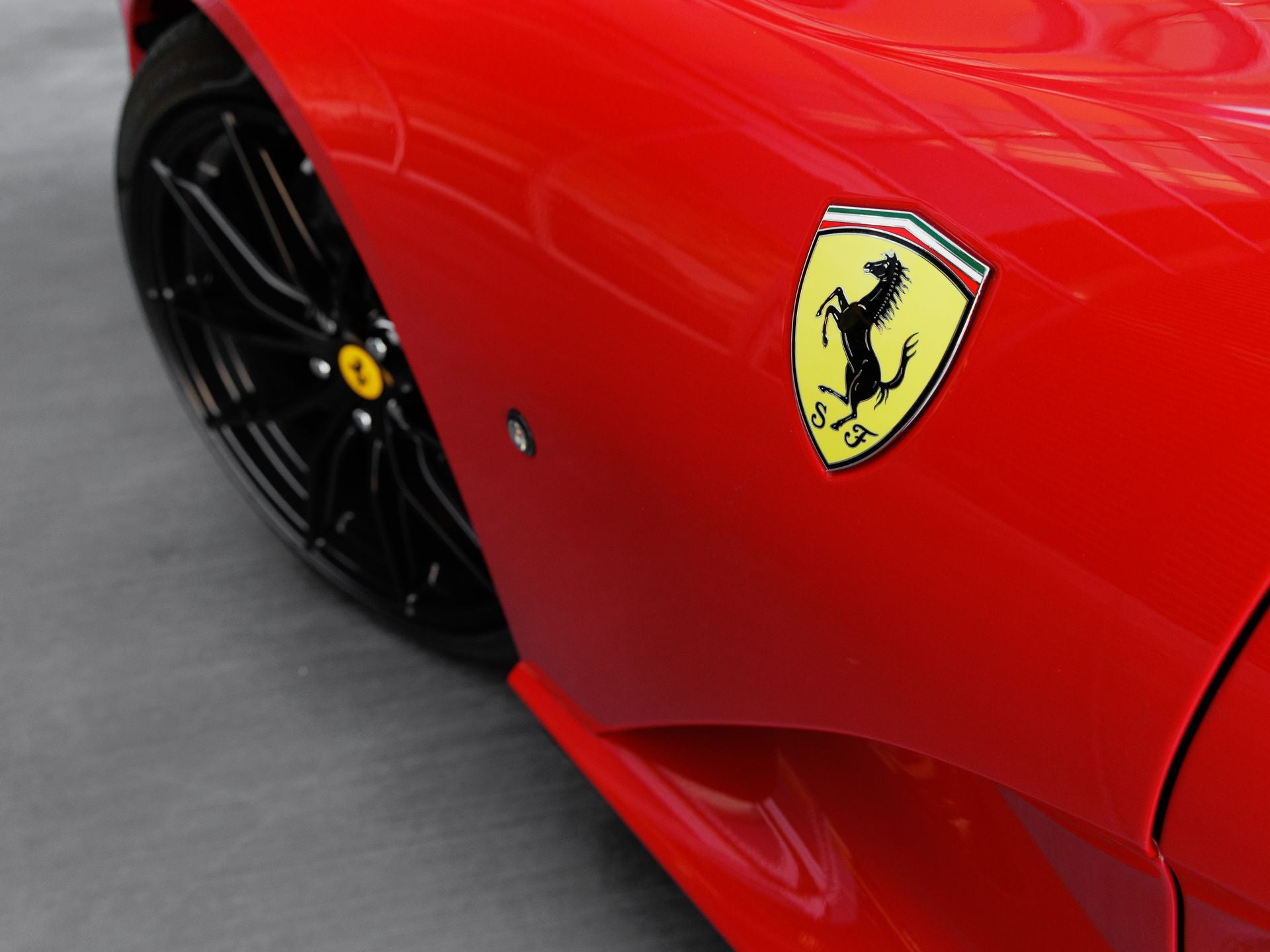 2019 Ferrari 812 Superfast Base