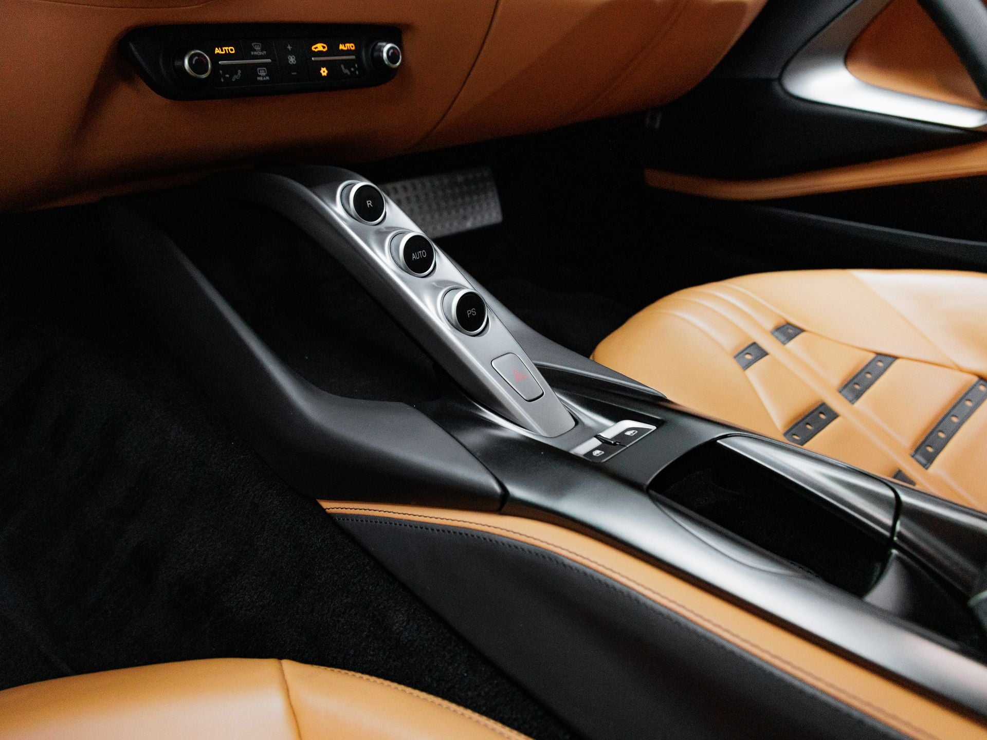2019 Ferrari 812 Superfast Base