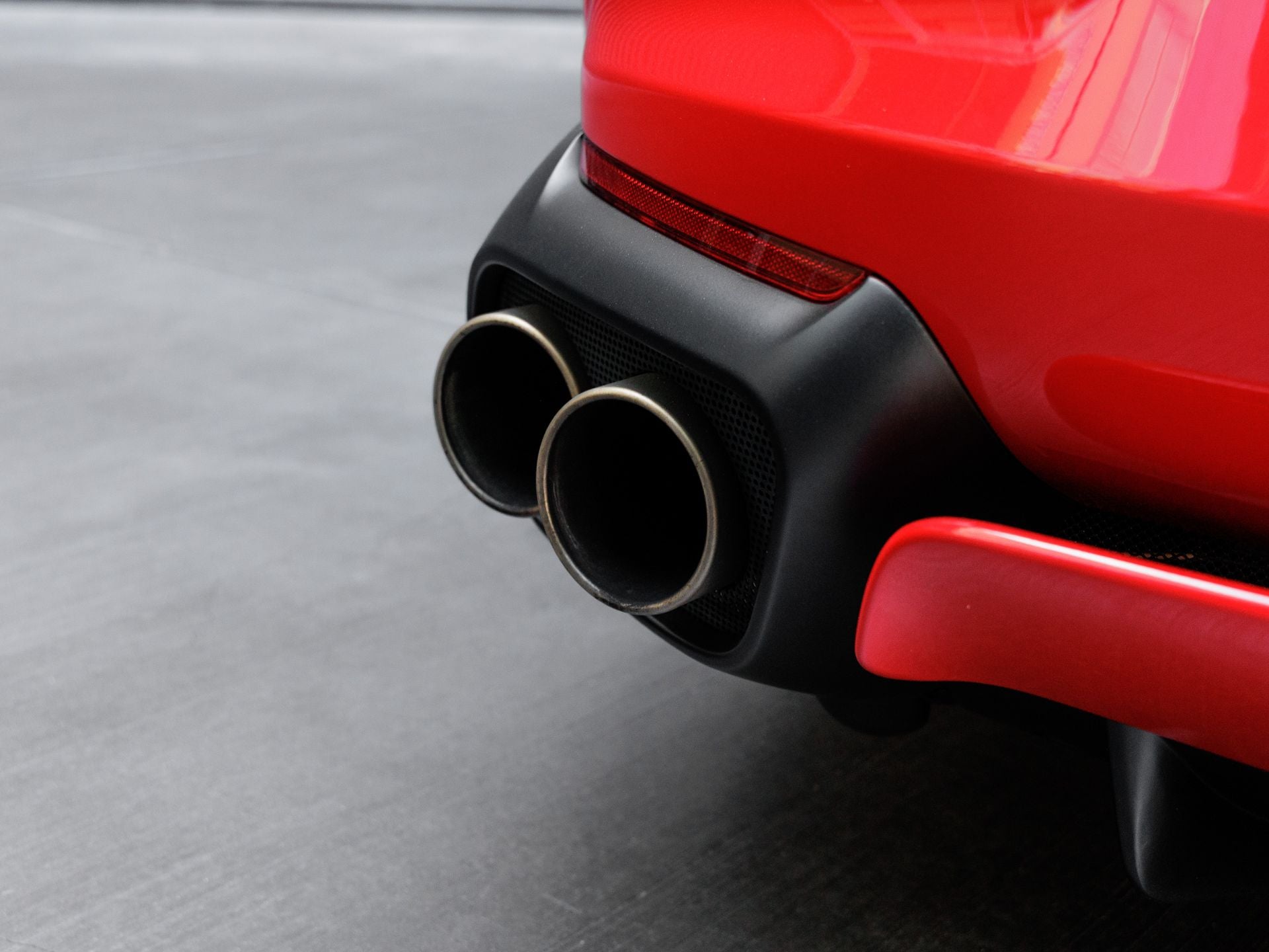2019 Ferrari 812 Superfast Base