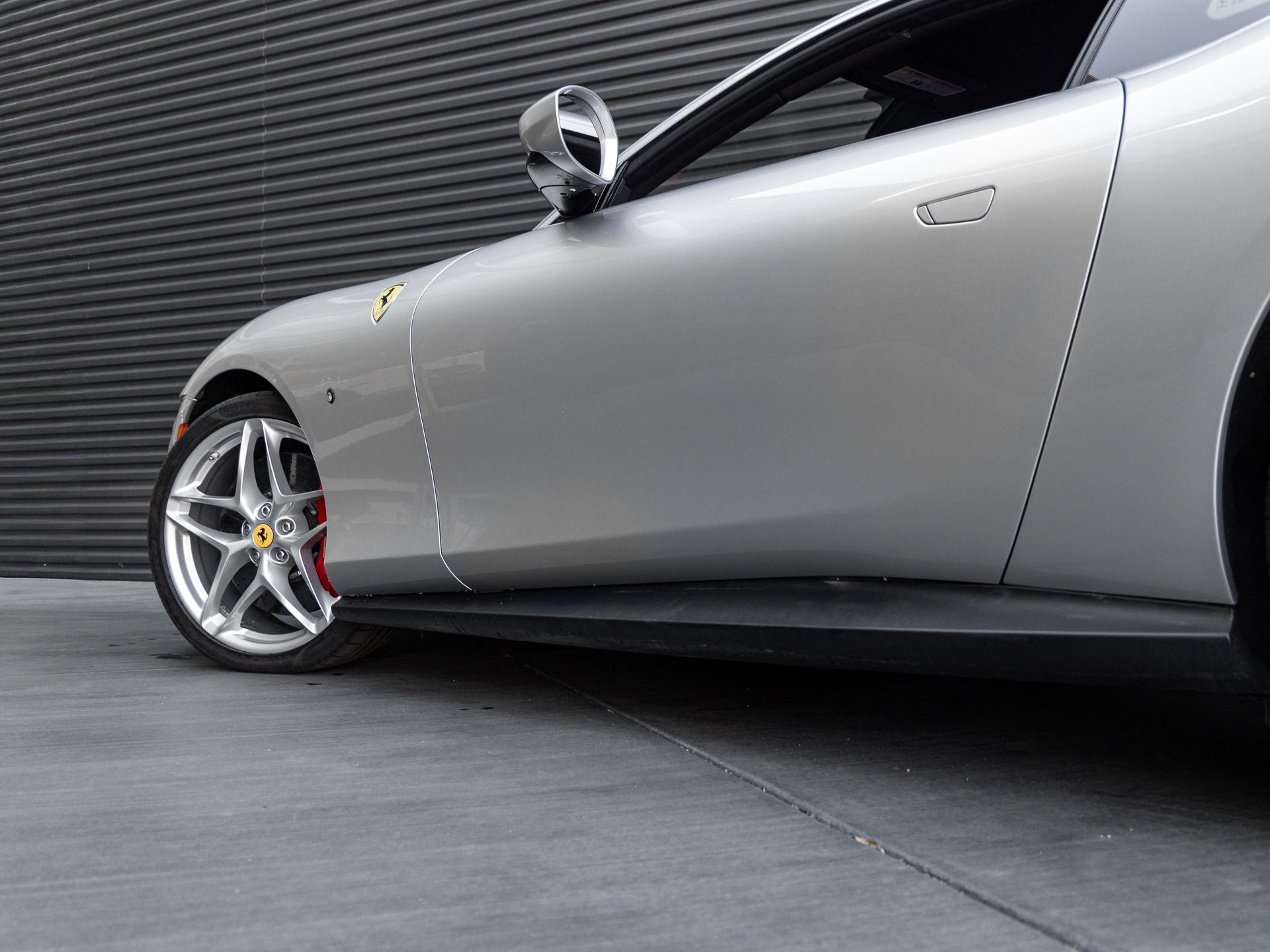 2021 Ferrari Roma Base