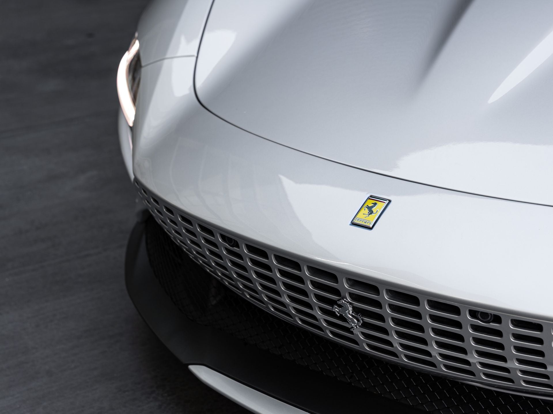 2021 Ferrari Roma Base