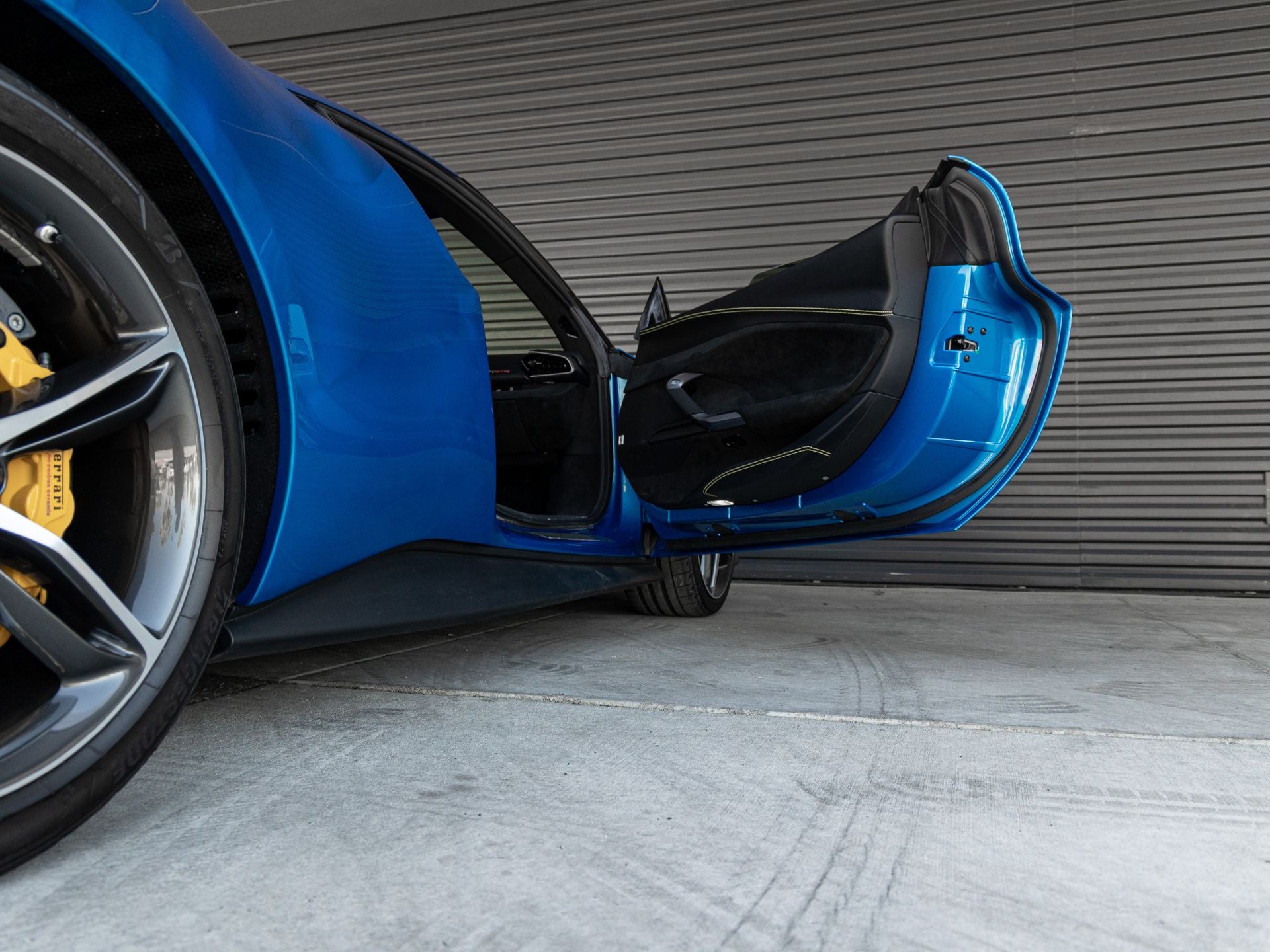 2025 Ferrari 296 GTB Base