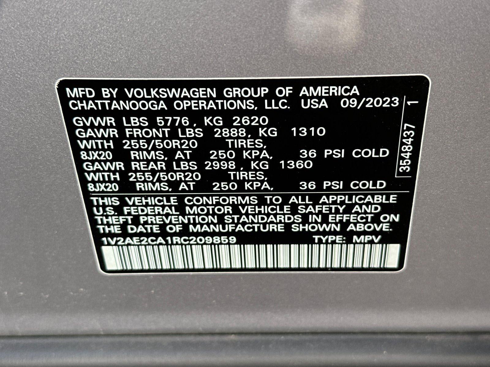 2024 Volkswagen Atlas Cross Sport 2.0T SEL R-Line