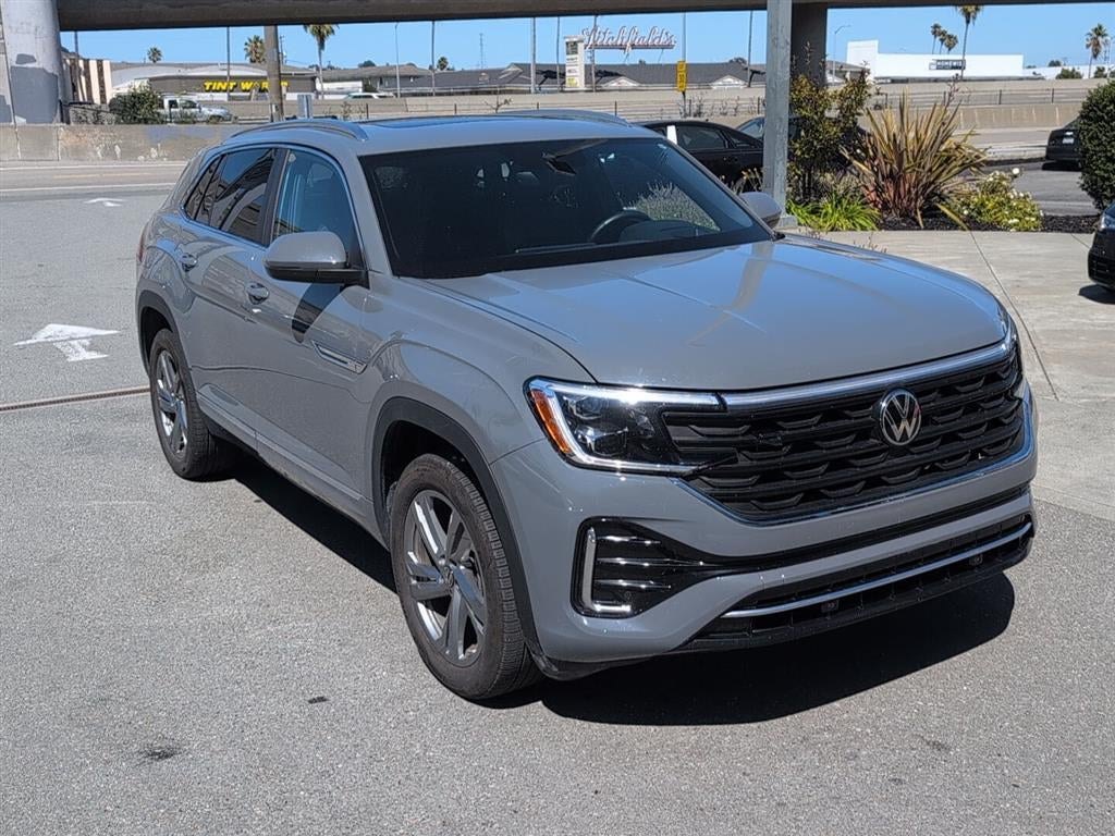 2024 Volkswagen Atlas Cross Sport 2.0T SEL R-Line