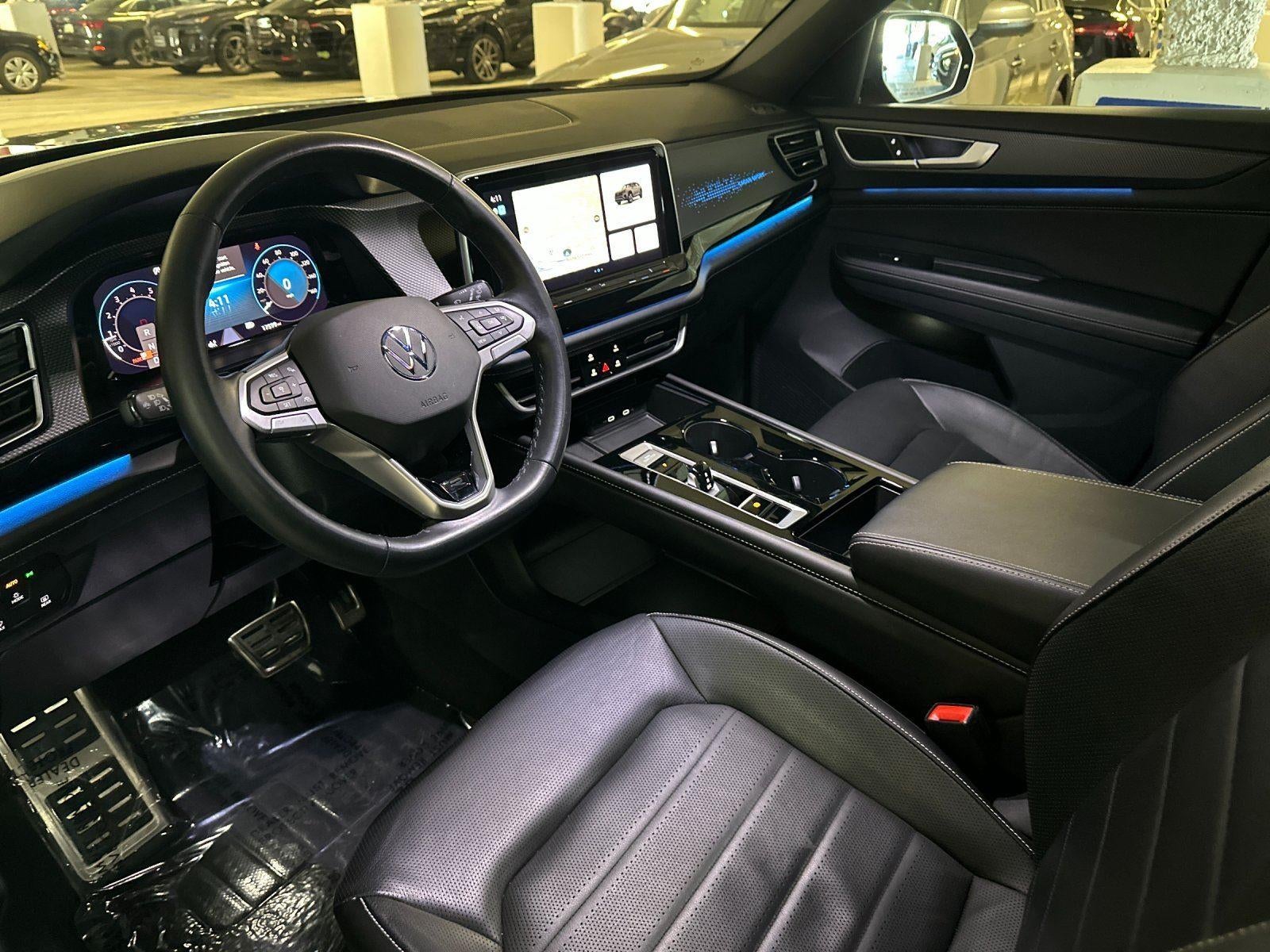 2024 Volkswagen Atlas Cross Sport 2.0T SEL R-Line