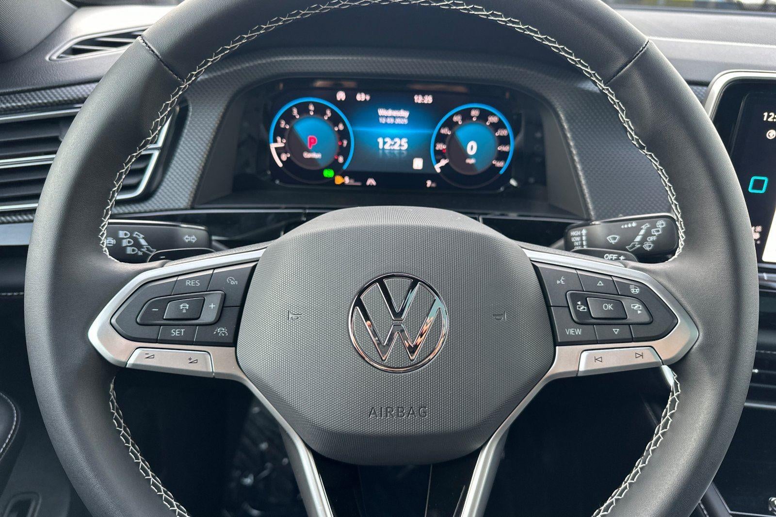 2026 Volkswagen Atlas Cross Sport 2.0T SEL