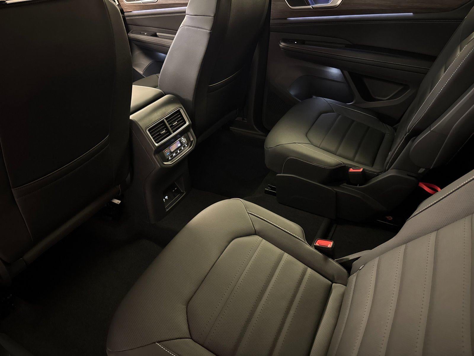 2026 Volkswagen Atlas 2.0T SEL