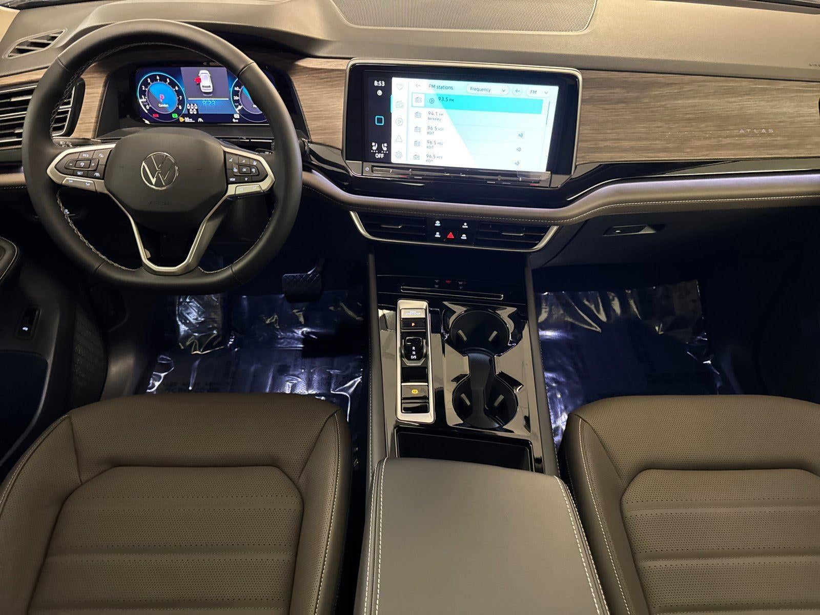 2026 Volkswagen Atlas 2.0T SEL