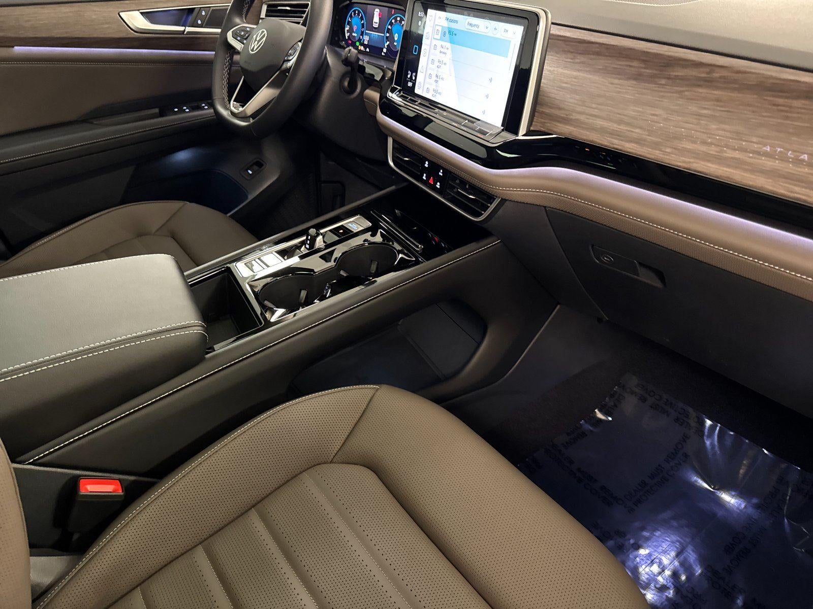 2026 Volkswagen Atlas 2.0T SEL