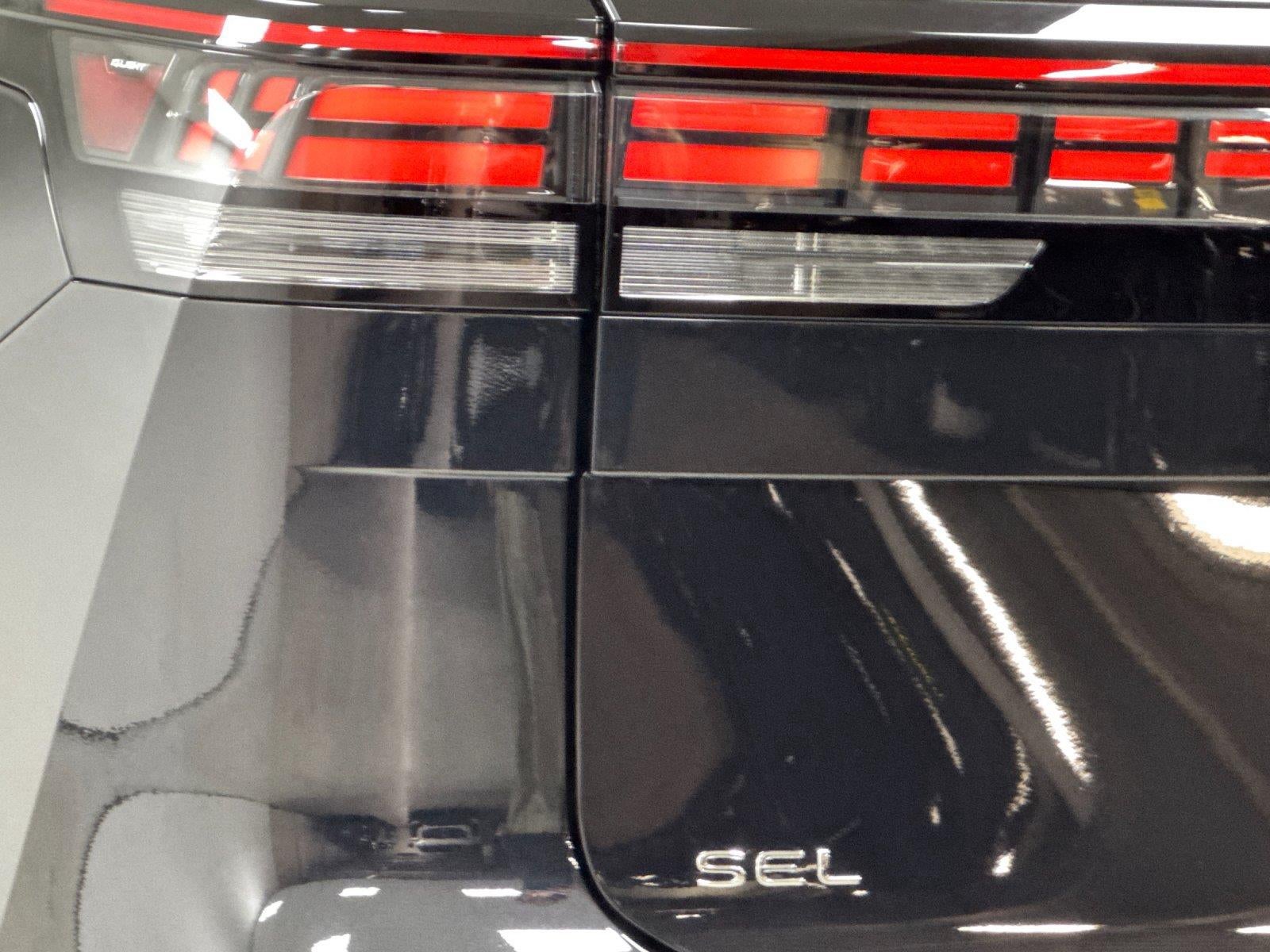 2027 Volkswagen Atlas SEL R-Line