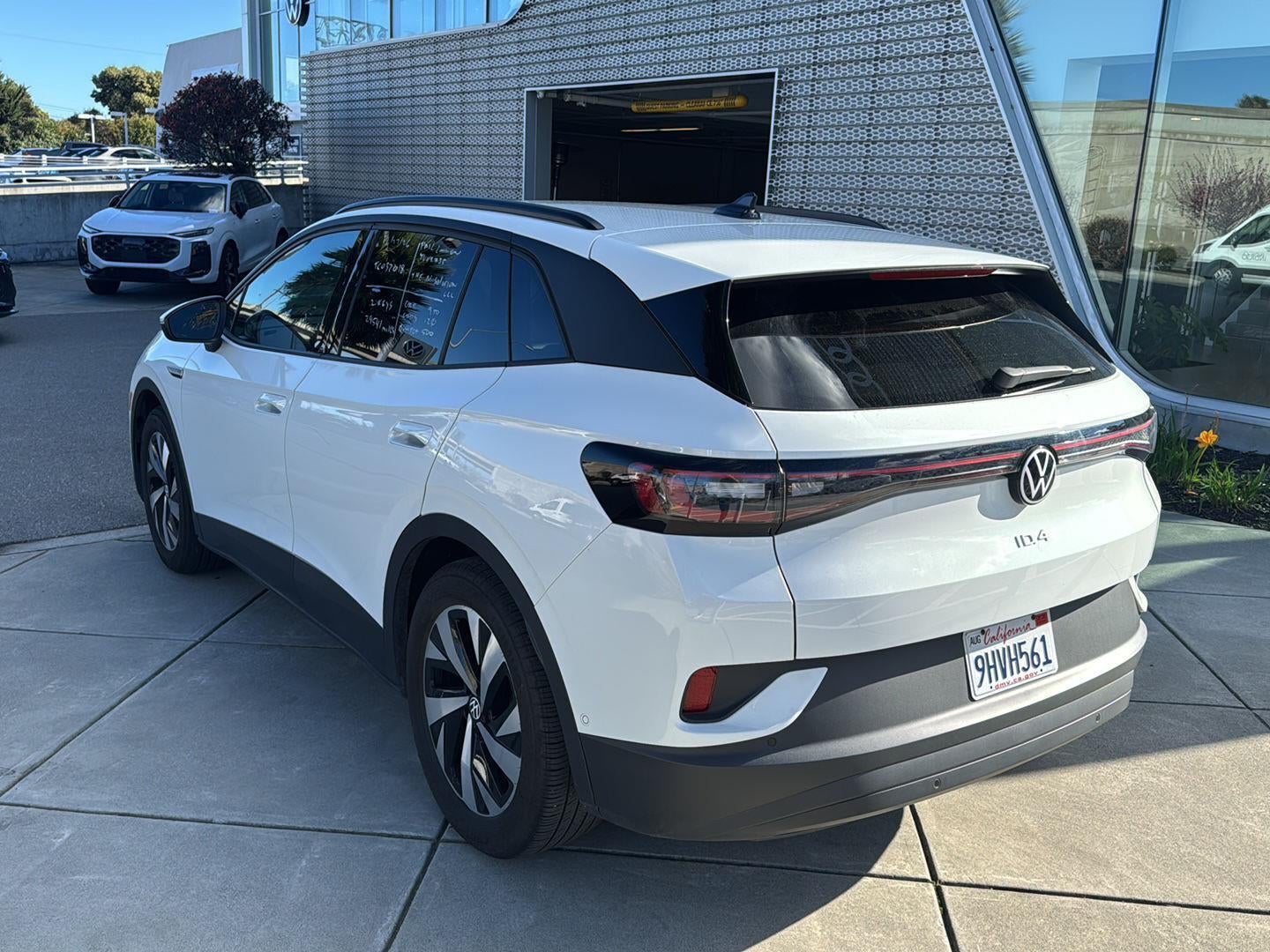 2023 Volkswagen ID.4 Pro