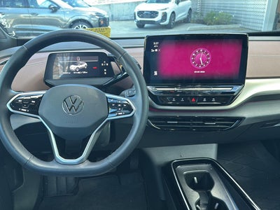 2023 Volkswagen ID.4 Pro