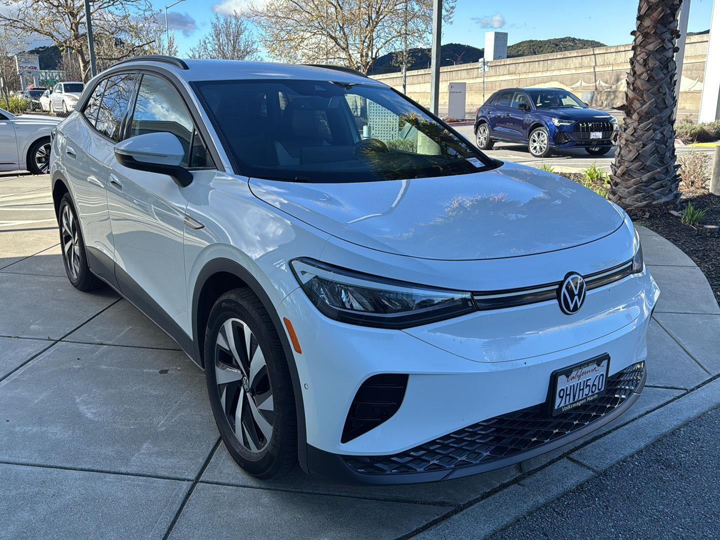 2023 Volkswagen ID.4 Pro