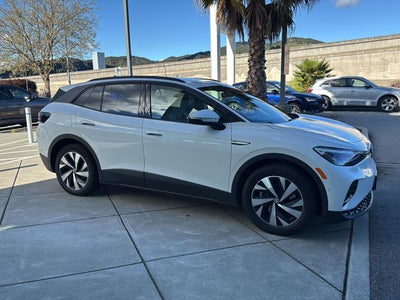 2023 Volkswagen ID.4 Pro