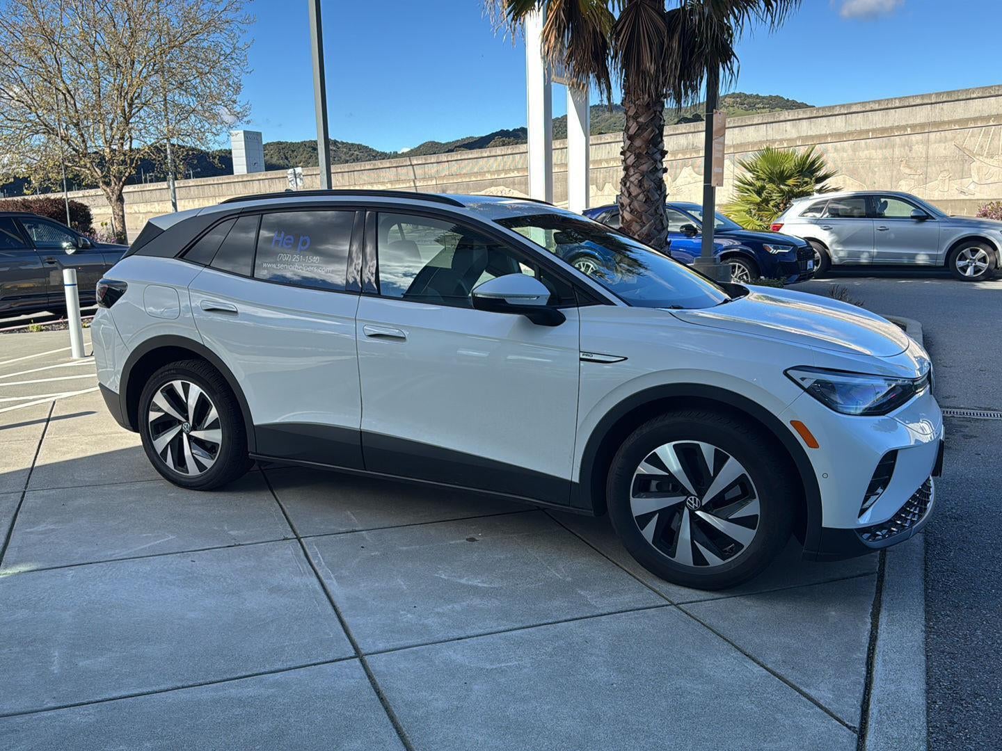 2023 Volkswagen ID.4 Pro