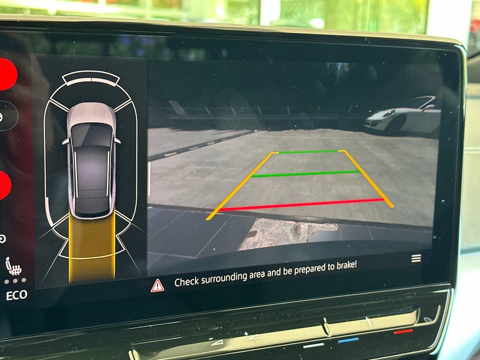 2023 Volkswagen ID.4 Pro