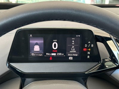 2023 Volkswagen ID.4 Pro